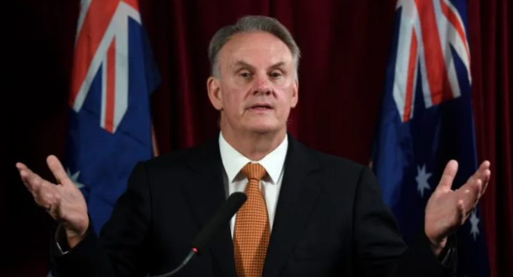 Mark Latham