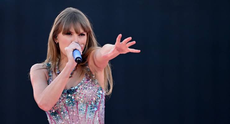 Taylor Swift performs at the MCG, Friday, February 16 (Image: AAP/Joel Carrett)