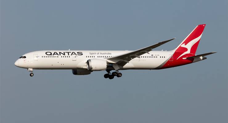 A Qantas airplane (Image: AAP/Fabrizio Gandolfo)