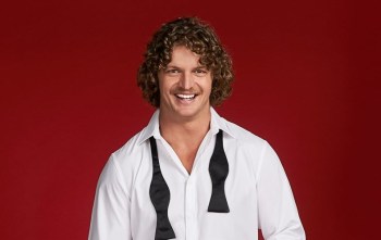 The Bachelor finale Nick Cummins Honey Badger